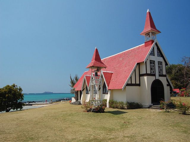 photos/eglise-cap-malheureux-ile-maurice.jpg