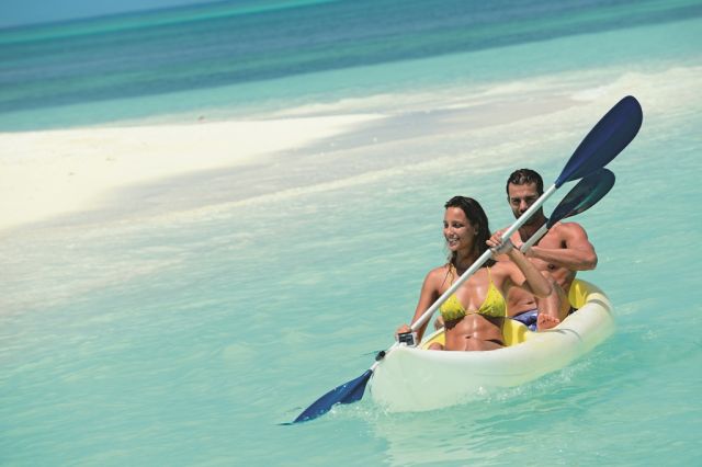 photos/ile-aux-cerfs-kayak.jpg