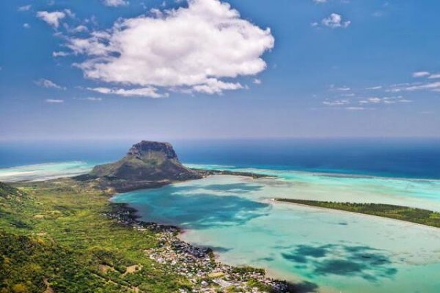 photos/ile-maurice-meilleure-destination-2027.jpg