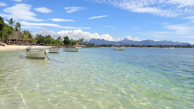 photos/plage-ile-maurice-balaclava-baie-aux-tortues.jpg